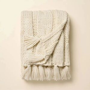 Oversized Cozy Knit Throw Chunky Blanket Sour Cream - Hearth & Hand Magnolia